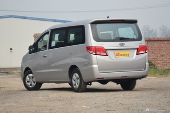 2016款瑞风M4 2.0L手动舒适型 银色