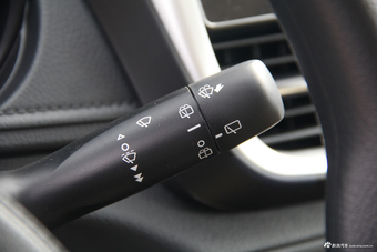 2016款YARiS L 致炫1.5L自动锐动版