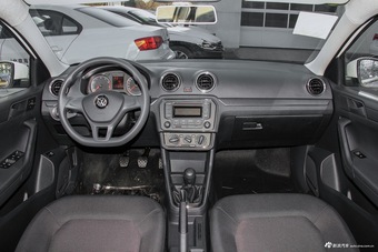 2017款捷达1.4L手动时尚型图片