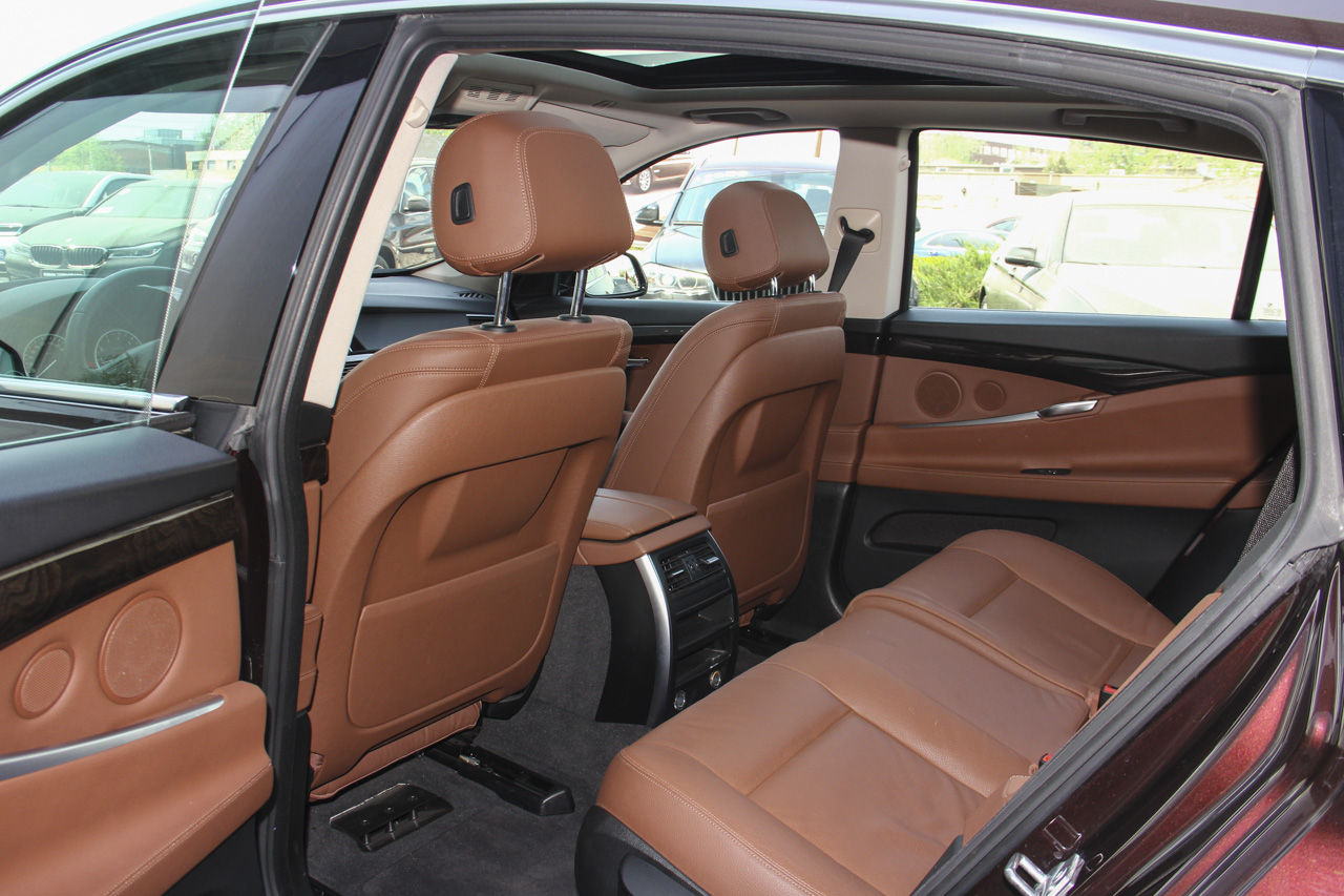 2015款宝马5系GT 2.0T自动528i领先型