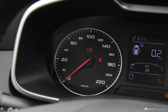 2017款名爵ZS 1.5L自动豪华版