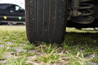 2015款福睿斯1.5L手动时尚型