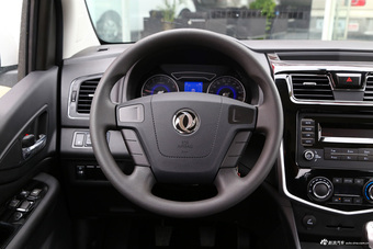 2018款风行F600L 2.0L手动舒适型