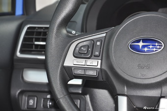 2016款斯巴鲁XV 2.0L自动进取版