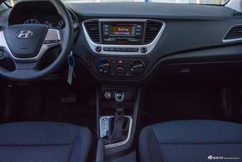 2016款悦纳1.4L自动炫酷版GLS