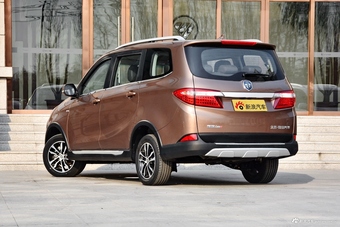 2017款伽途im8 1.5L手动智炫型