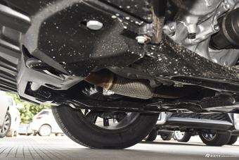 2018款东风风神AX7 1.6T自动精英型