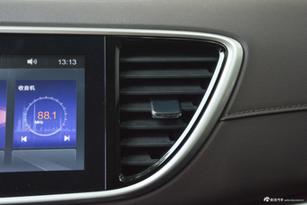2018款传祺GA4 1.3T自动尊贵版200T