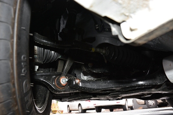 2019款奔腾B50 1.6L手动精英型