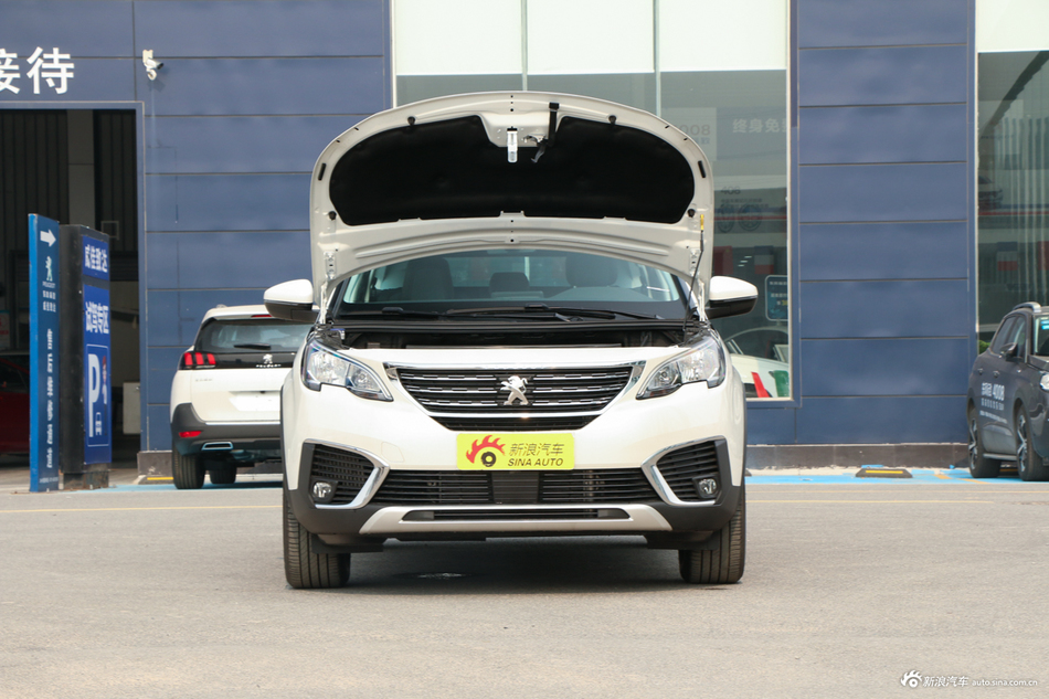 2017款标致5008 1.6T自动350THP精英版5座