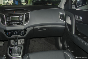 2017款现代ix25 1.6L自动智能型