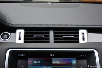 2017款揽胜极光2.0T自动绚黑限量版