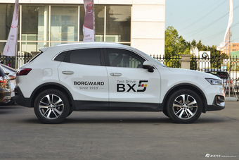 2017款宝沃BX5 1.8T自动四驱尊享型 