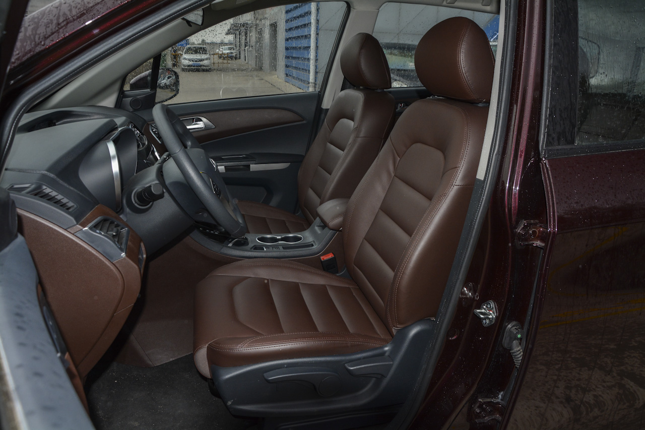 2017福美来七座版1.5T自动超值型7座