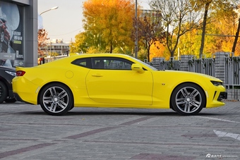 2017款科迈罗2.0T自动RS