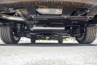 2016款东风标致408 1.6T自动豪华版