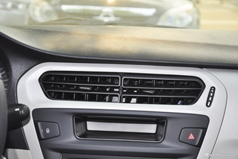 2016款全新爱丽舍1.6L自动时尚型