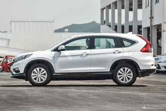 2016款CR-V 2.0L自动两驱都市版
