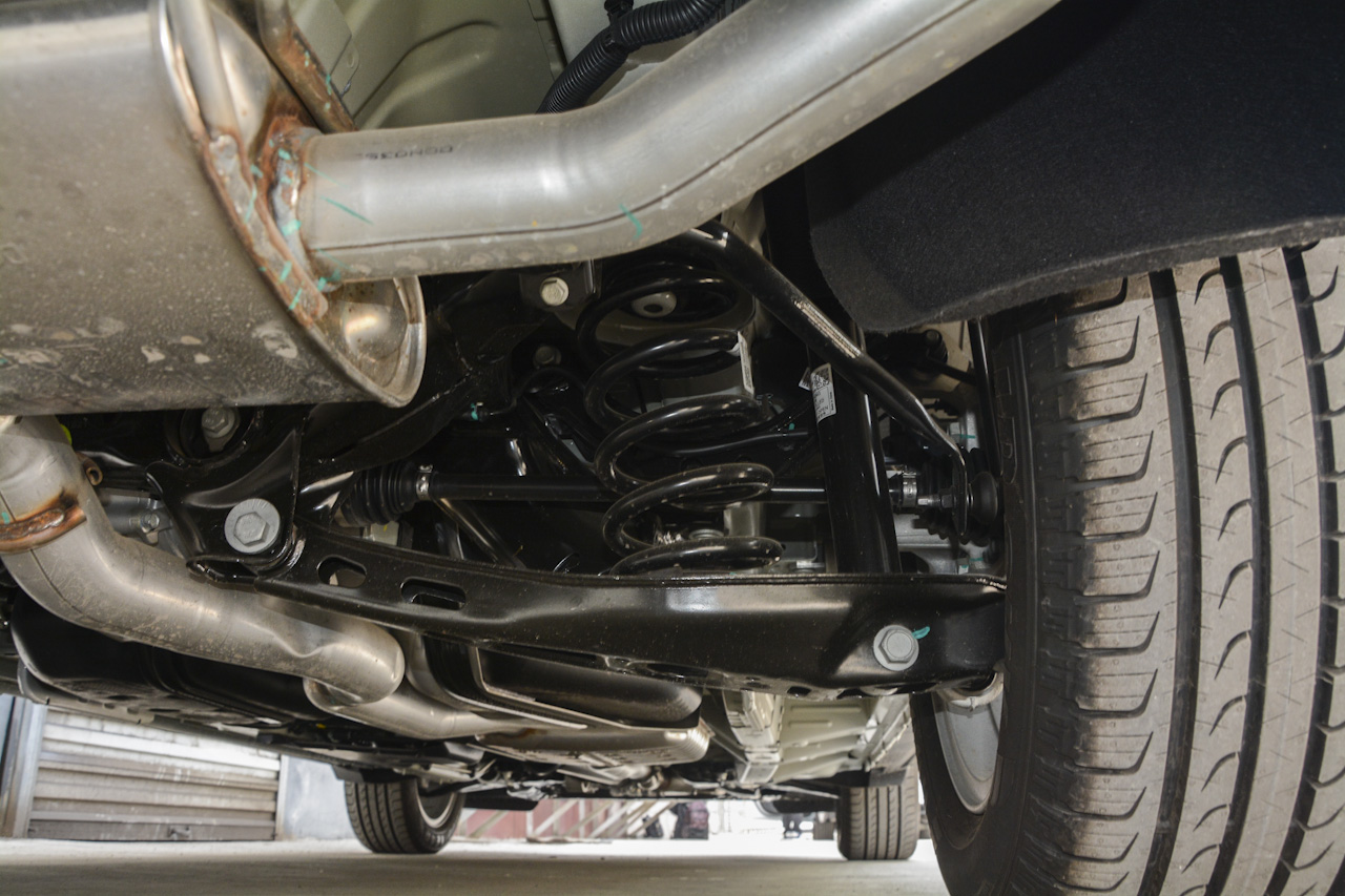 2017款探界者2.0T自动四驱拓界版550T