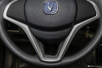 2015款悦翔V3 1.4L手动温馨型