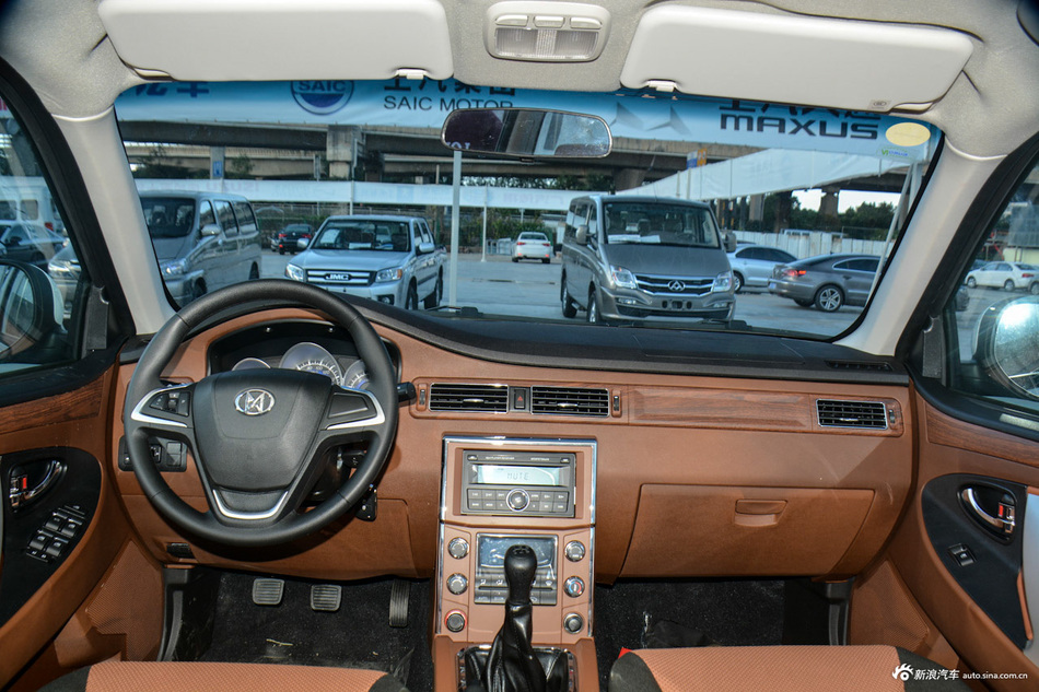 2016款骐铃T5 2.8T手动两驱舒适型加长轴距JE493ZLQ4CB