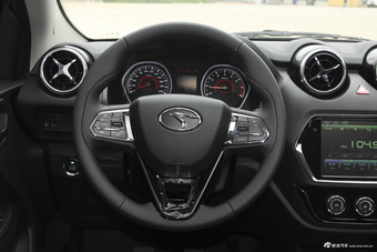 2018款东南DX3 1.5L手动尊贵型