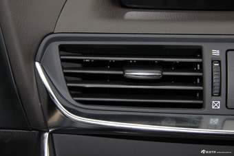 2016款马自达CX-4 2.0L自动两驱蓝天品位版