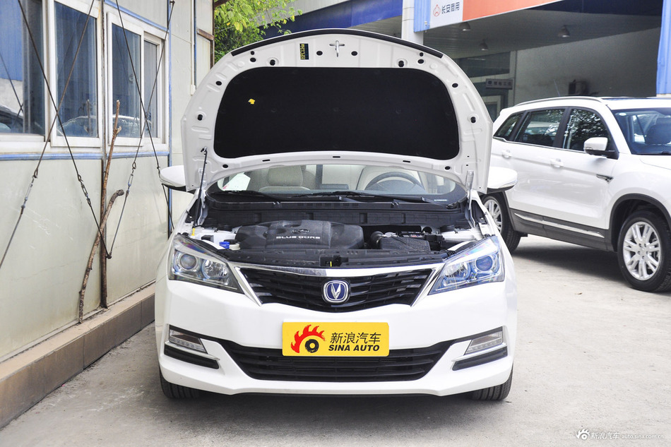 2016款悦翔V7 1.6L自动乐享型国V