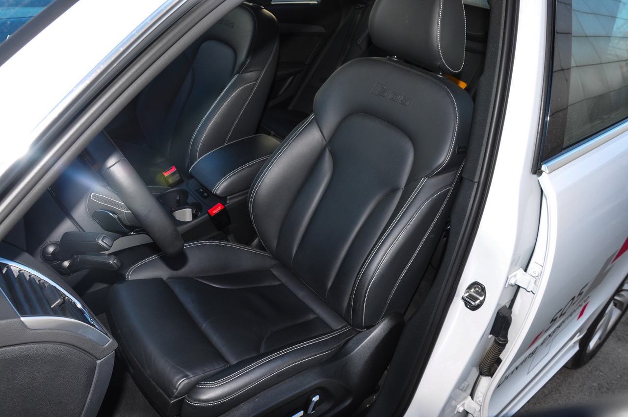 2014款奥迪SQ5 3.0T自动3.0TFSI quattro