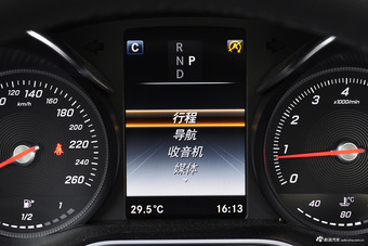 2017款改款奔驰C级C180L 1.6T自动时尚型运动版