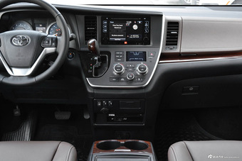 实拍|新款塞纳 空间堪比GL8、动力吊打奥德赛