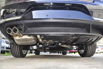 2016款迈腾1.8T自动TSI智享豪华型 幻影黑