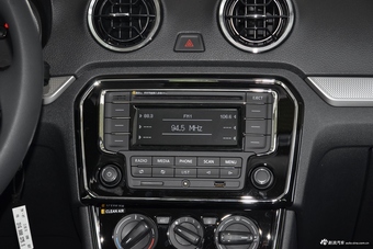 2017款大众捷达1.4L手动舒适型