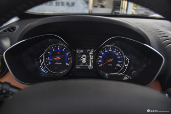 2016款北汽绅宝X35 1.5L自动豪华版