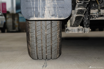 2016款 拓陆者 2.8T E5 柴油两驱舒适版ISF2.8