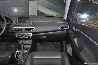 	2017款悦动1.6L自动悦心版DLX