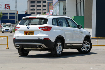 2017款长安CS75尚酷版 1.5T自动锋享型