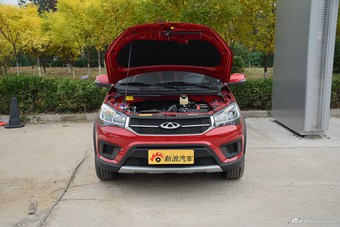 2017款瑞虎3X 1.5L手动版I 红色