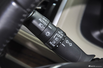 2015款 改款奥德赛2.4L自动至尊版