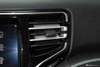 2018款大指挥官2.0T自动四驱臻享版