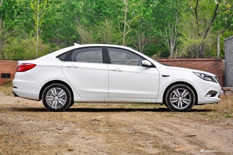 2017款逸动1.6L自动劲领型GDI