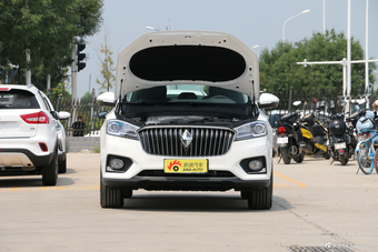 2018款宝沃BX7 2.0T自动28T四驱旗舰型5座