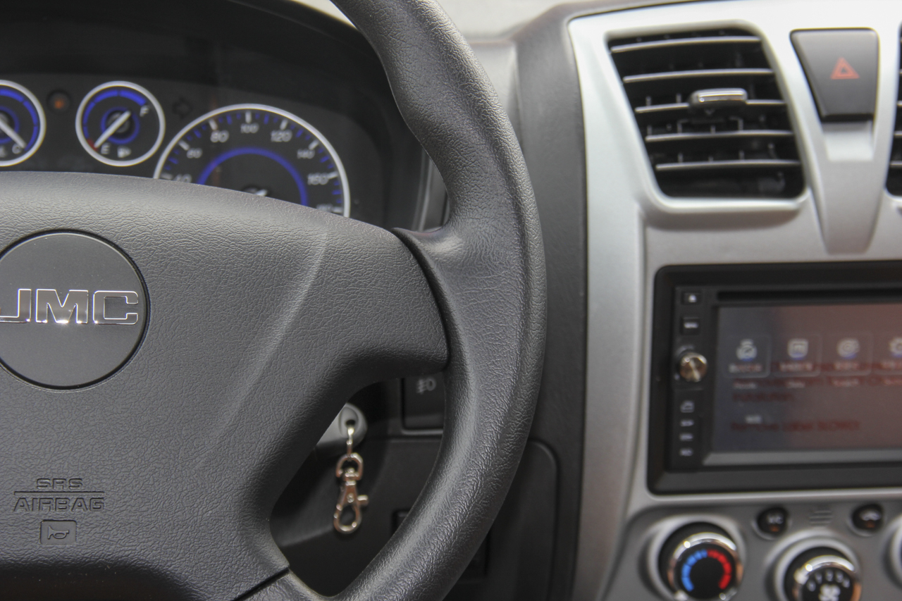 2018款宝典2.9T手动新超值柴油两驱舒适型加长货箱JX4D30B5L