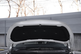 2017款GL8 2.0T自动 28T舒适型 白色