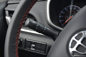 2017款中华V3 1.5L手动精英型