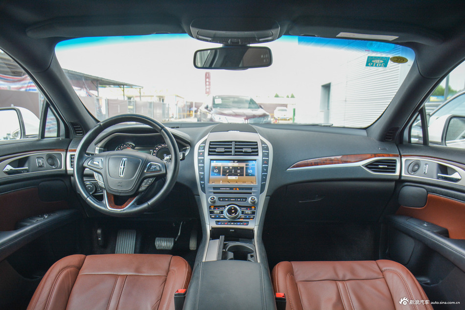 2018款林肯MKZ 2.0T自动尊耀版