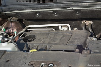 2017款北汽威旺 M50F 1.5L 手动豪华型 棕色