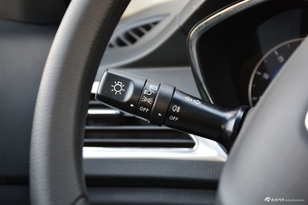 2016款悦翔V7 1.0T手动劲驰新锐型