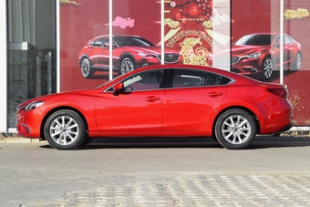 2018款阿特兹2.0L自动蓝天豪华版