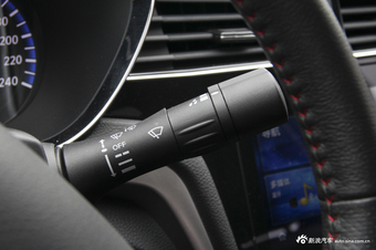 2018款启辰D60 1.6L自动智联豪华版